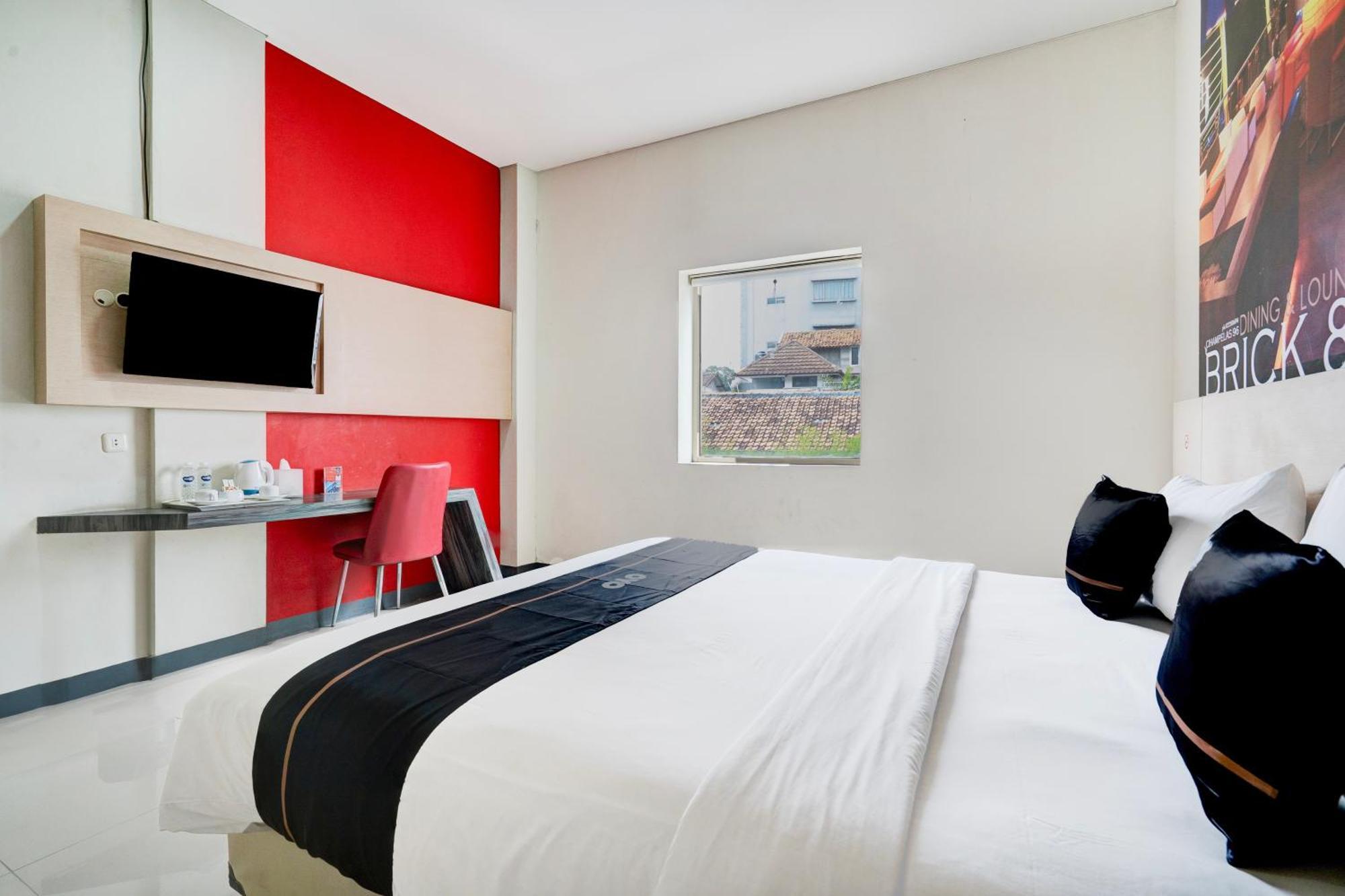 Hotel Promenade Cihampelas Bandung